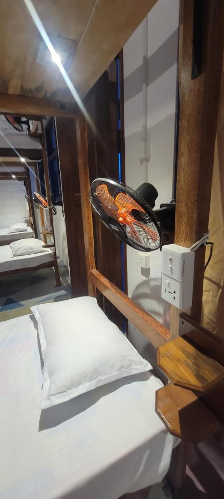 The Empyrean Airport Transit Hotel คาตุนายากา ภายนอก รูปภาพ
