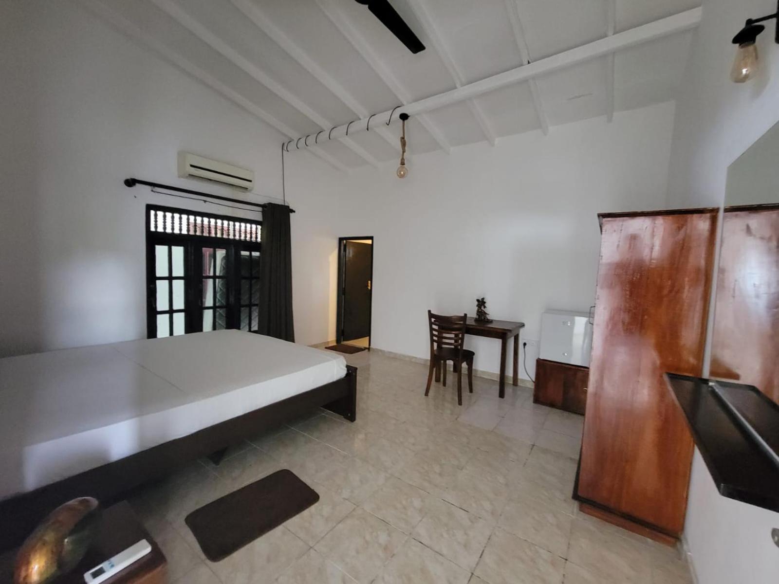 The Empyrean Airport Transit Hotel คาตุนายากา ภายนอก รูปภาพ