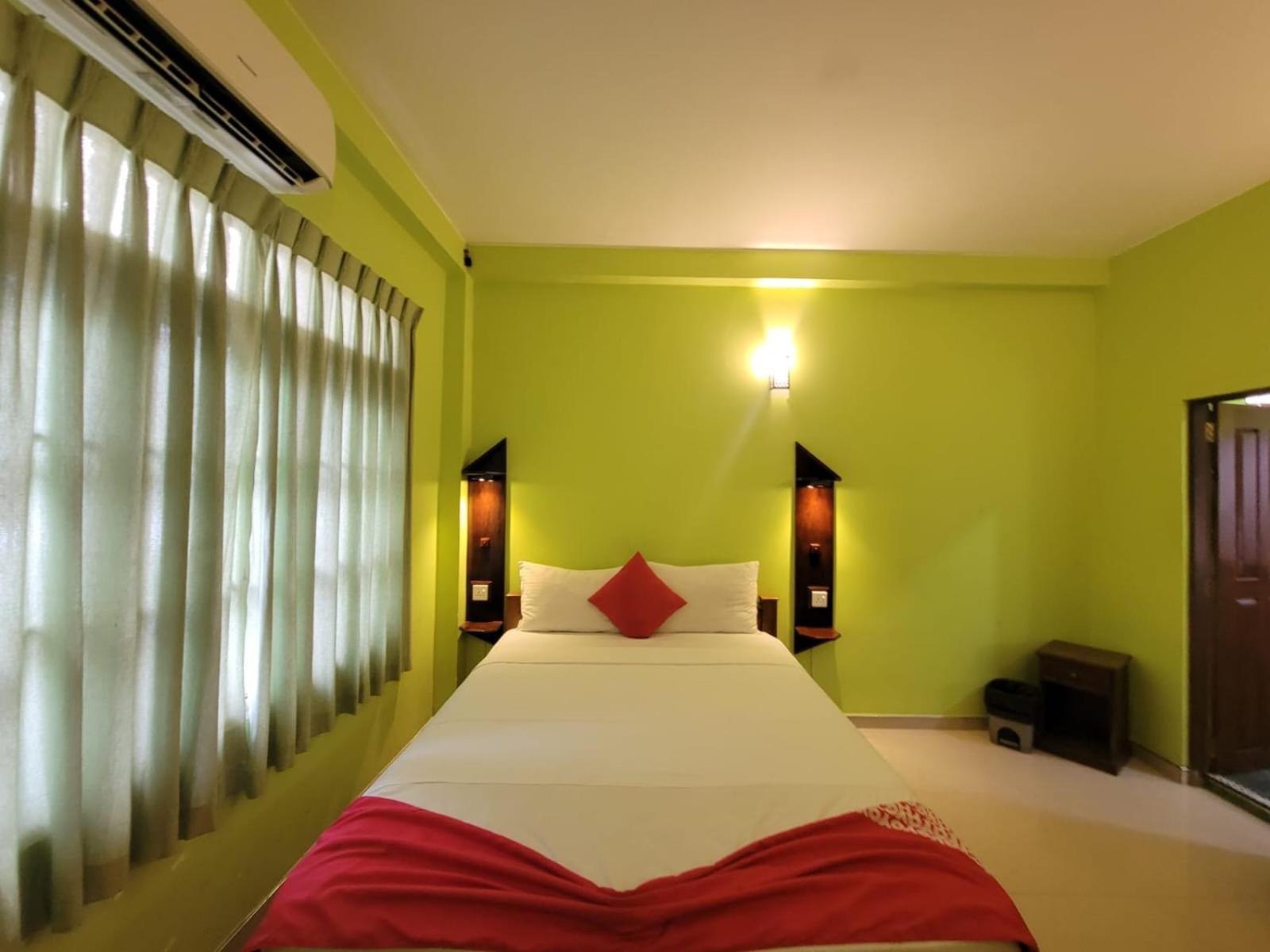 The Empyrean Airport Transit Hotel คาตุนายากา ภายนอก รูปภาพ