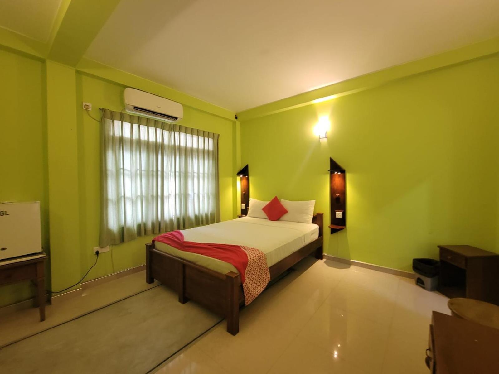 The Empyrean Airport Transit Hotel คาตุนายากา ภายนอก รูปภาพ
