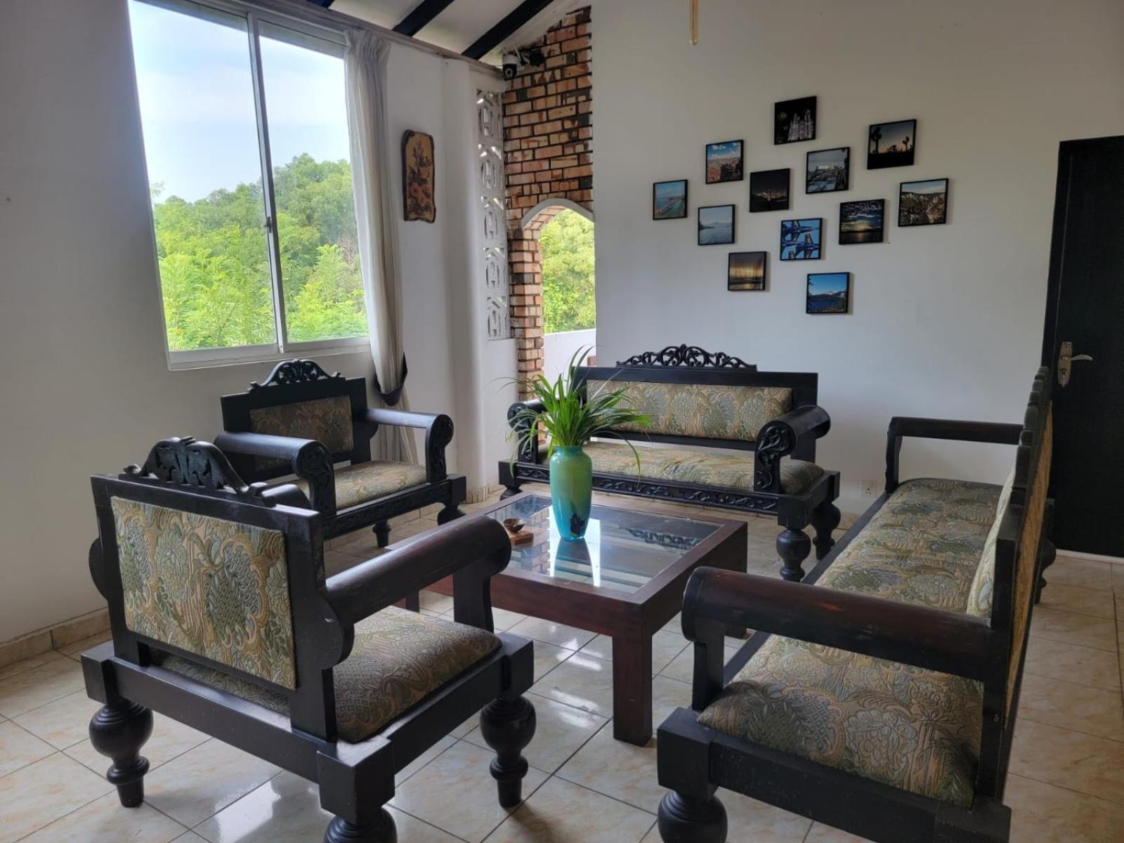 The Empyrean Airport Transit Hotel คาตุนายากา ภายนอก รูปภาพ